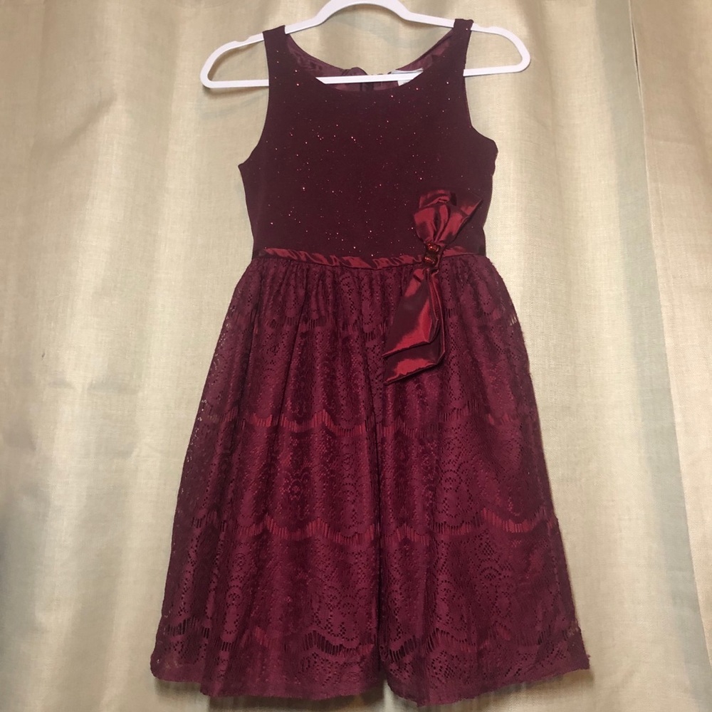 Kohl’s Burgundy Girl Dress